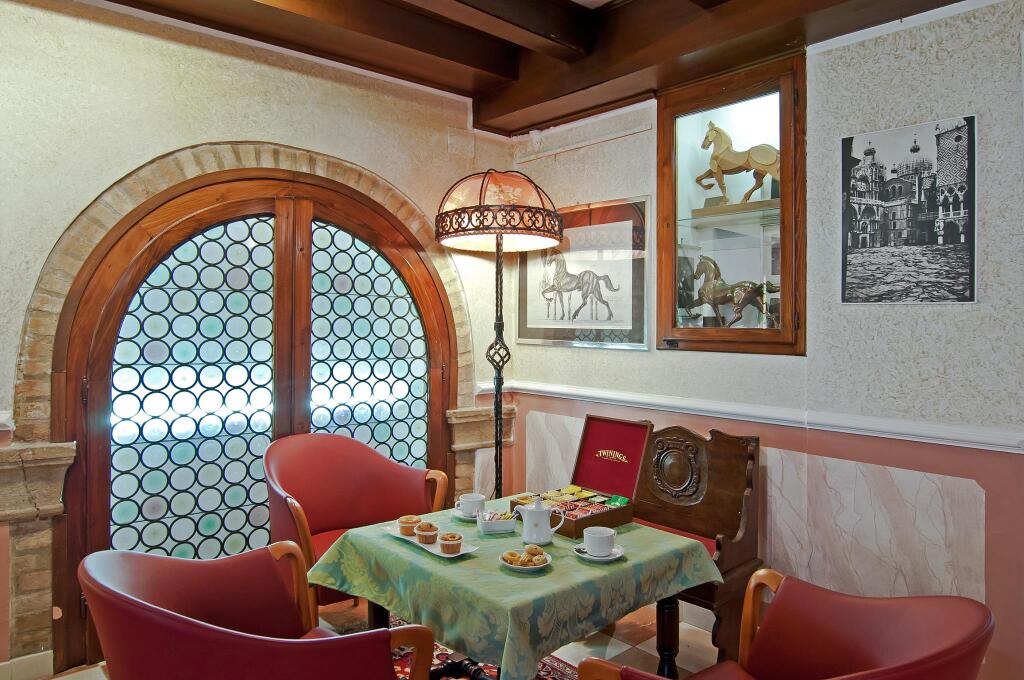 Hotel La Fenice et Des Artistes