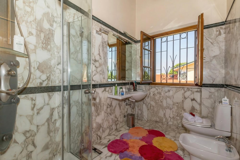 Villa Pallina With Pool