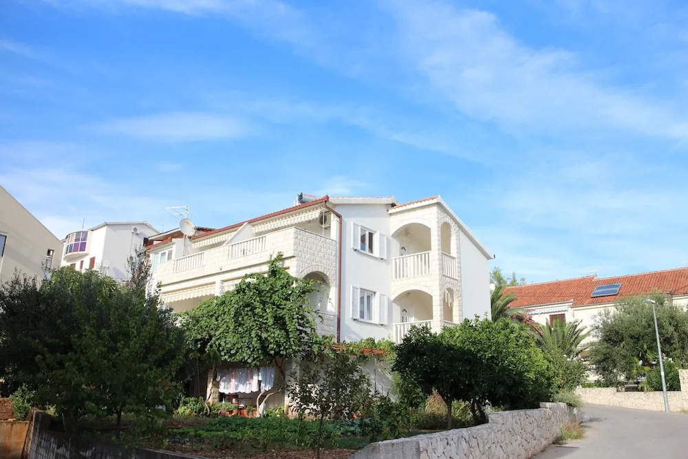 Apartments Tily