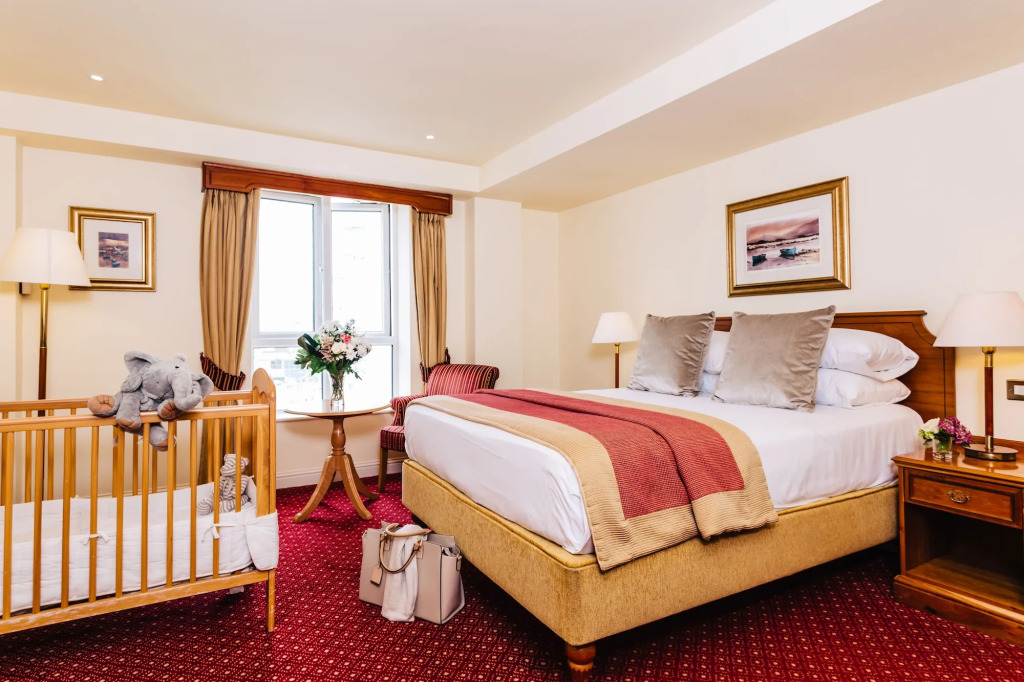 Galway Bay Hotel Conference & Leisure Centre