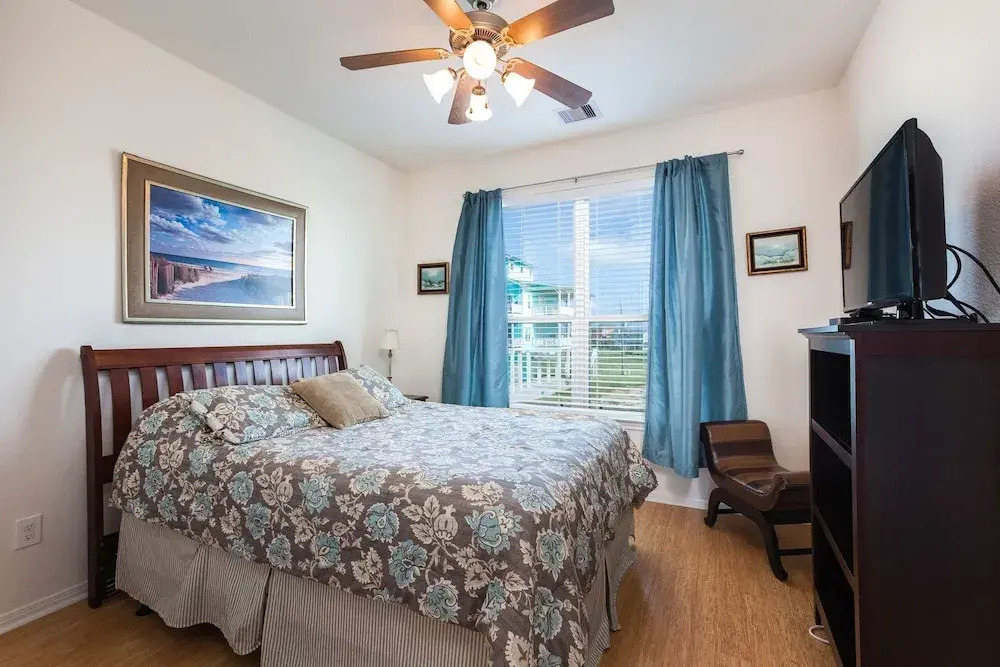 Sandy Hook by Ryson Vacation Rentals
