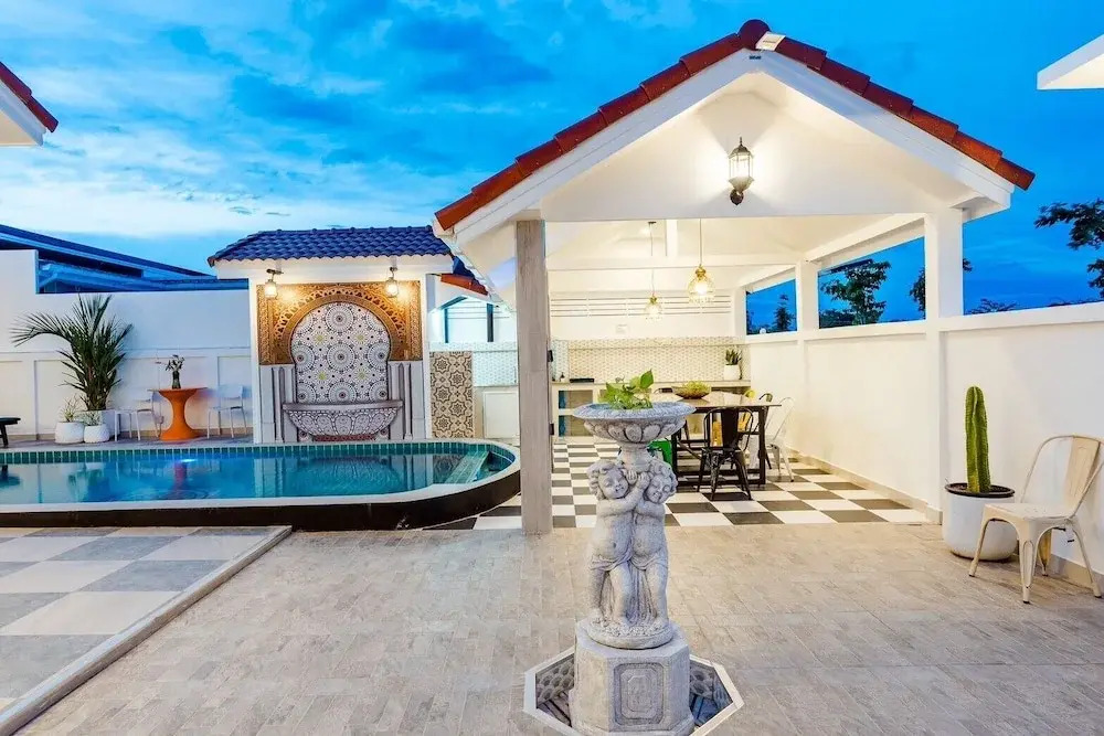 Full moon Bay hua hin Cha-am