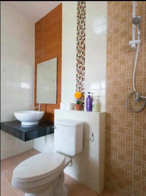 Orange Villa