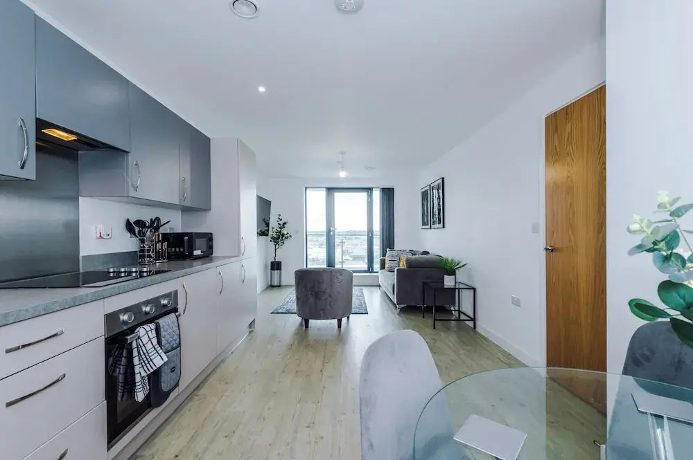 Quayview Oasis in Salford