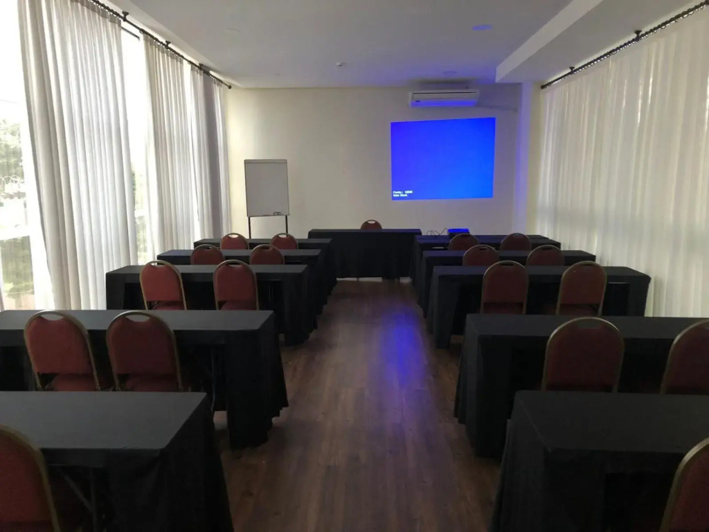 Hotel Maestro Executive Toledo