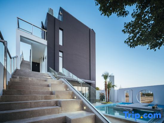 Qushe Homestay (Shanghai International Tourism Resort)