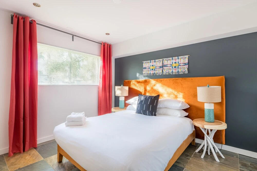 WanderJaunt - Caldwell - 2BR - Old Town