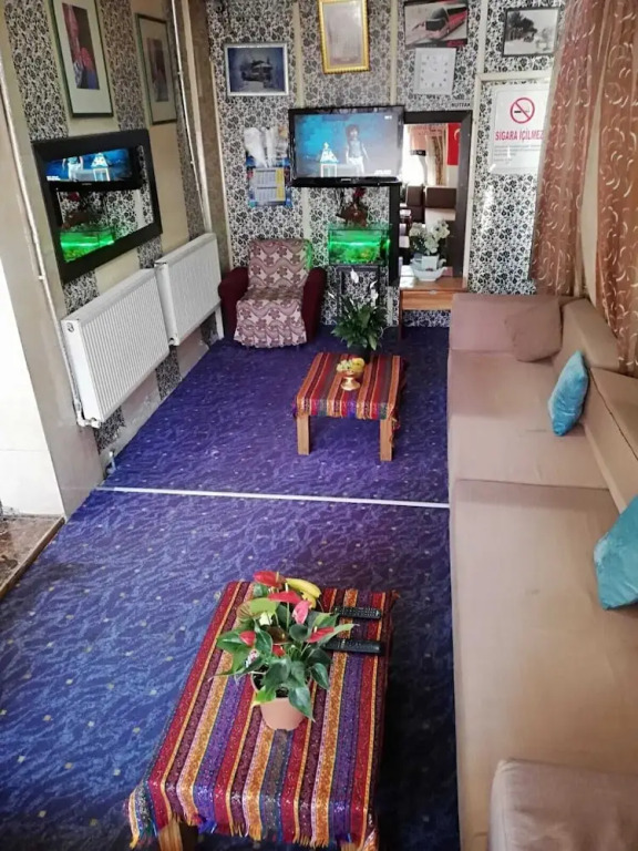 Omur Hotel