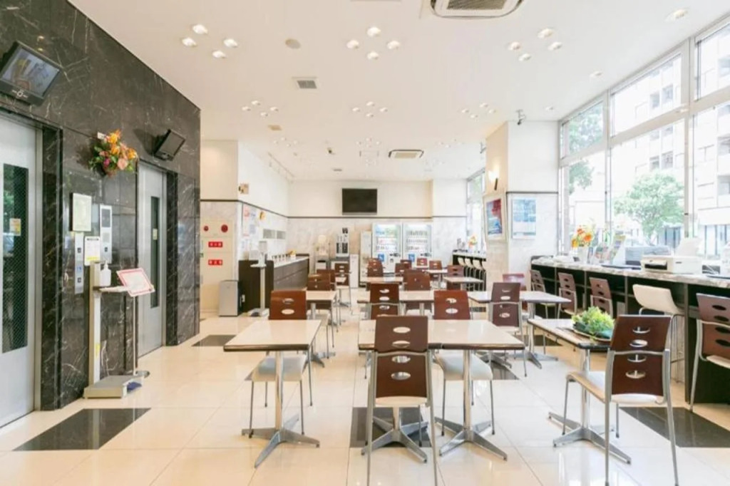 Отель Toyoko Inn Misato-chuo Ekimae