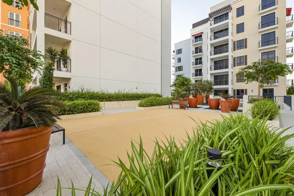 Luxury Lifestyle at La Sir ne Port de la Mer Jumeirah 1 1 Bed Sleeps 4