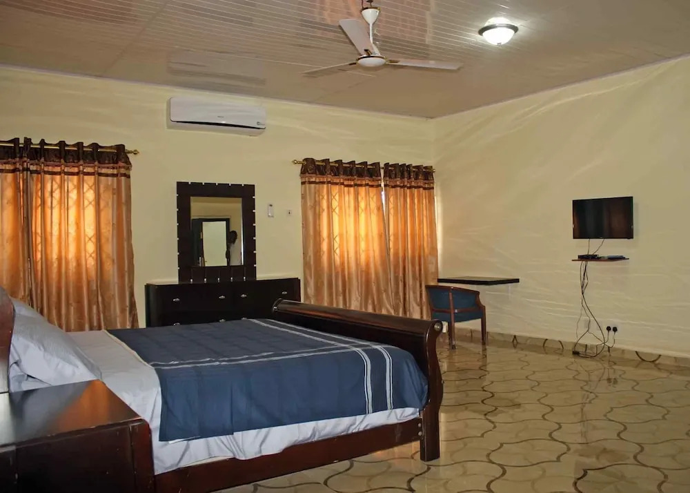 The Whitestone Inn