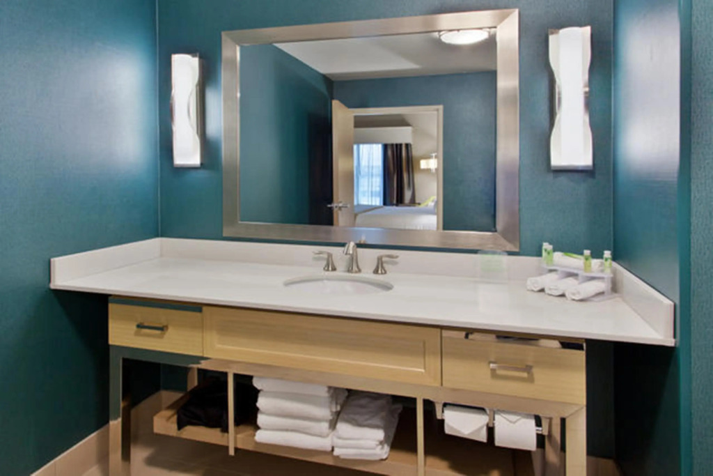 Holiday Inn Express & Suites Warner Robins North West by IHG