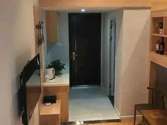 Phoenix Shuicheng Holiday Hotel