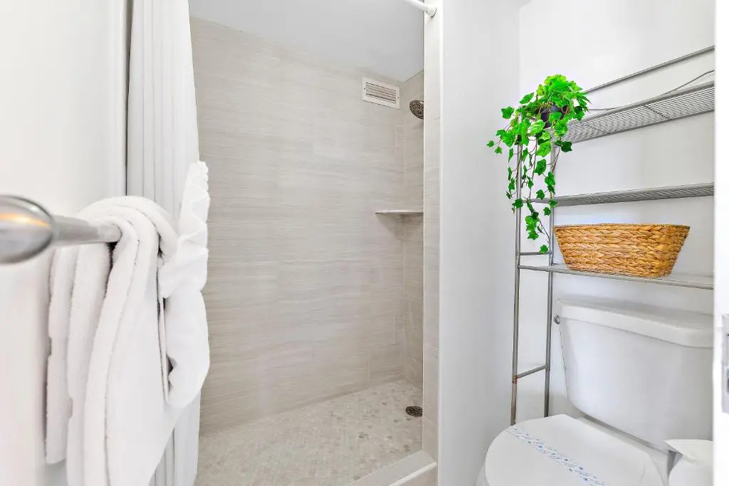 Beautiful Studio in Aloha Surf | Partial Ocean & Mountain Views | 12th Floor | Free WiFi