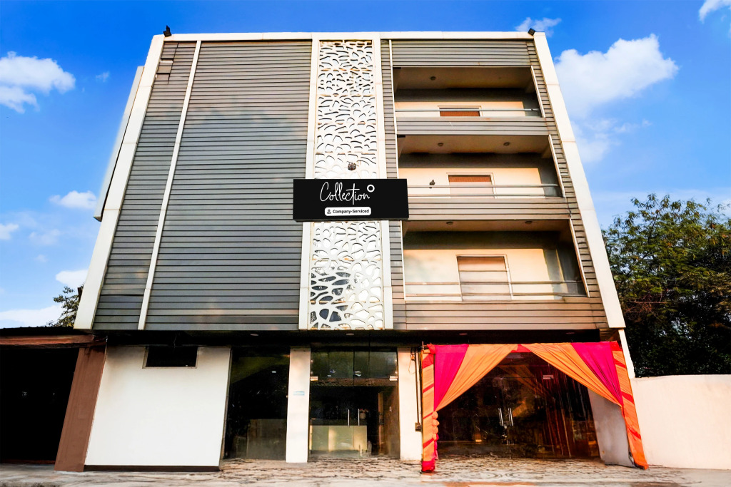 Townhouse Dallupura Road Noida