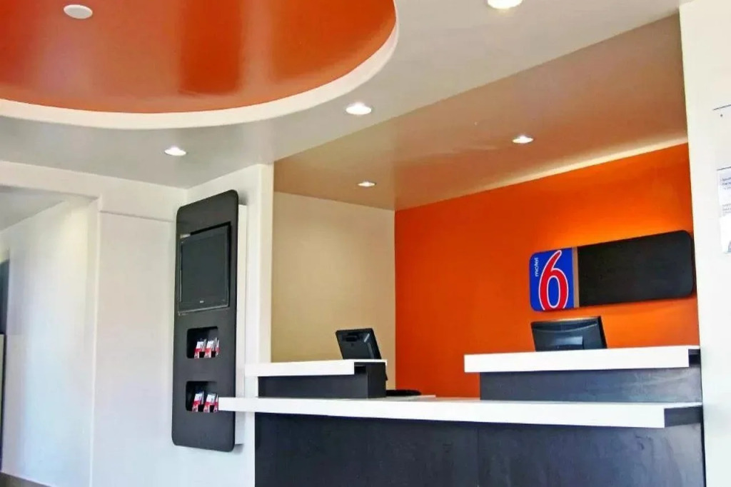 Motel 6 Victorville - Desert Express