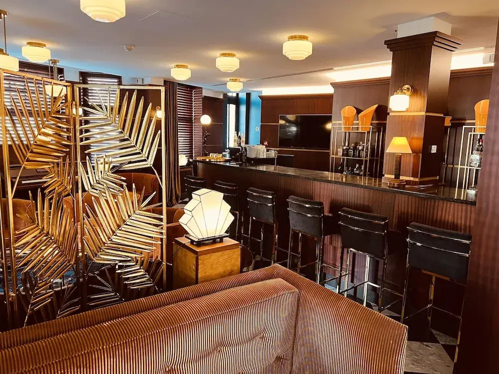 Gatsby Hotel