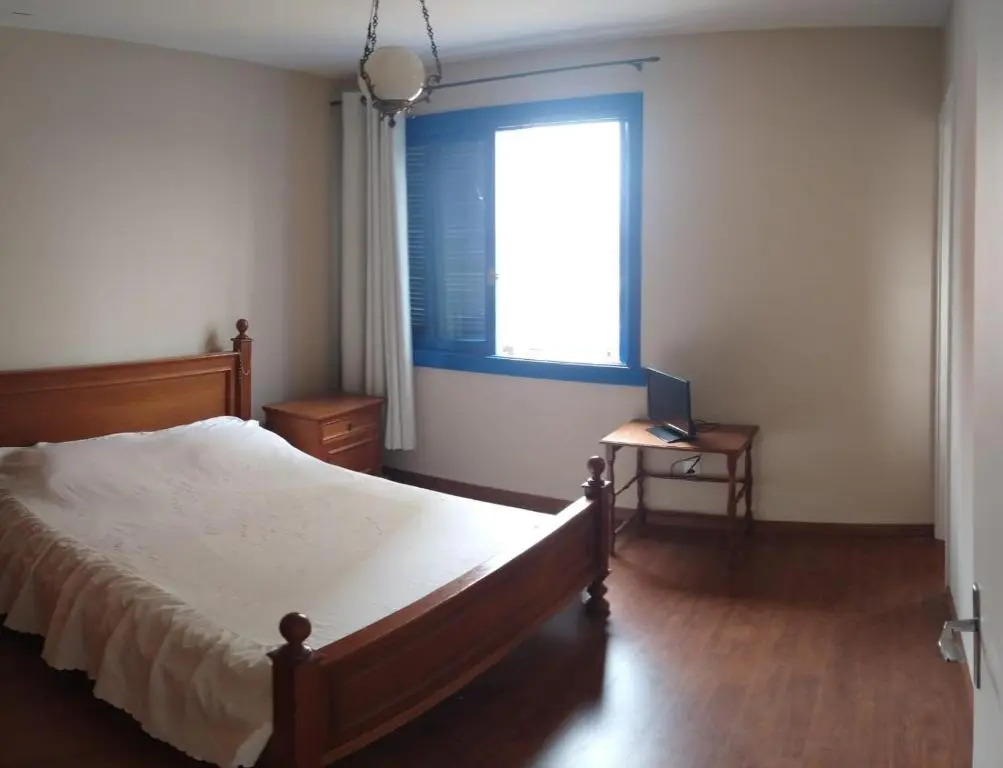 Apartamento central com garagem e elevador