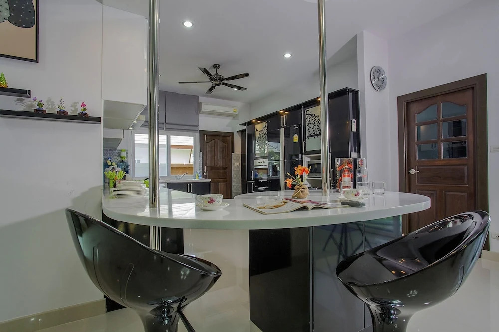 Thammachat P3 Victoria Villa 3 Beds