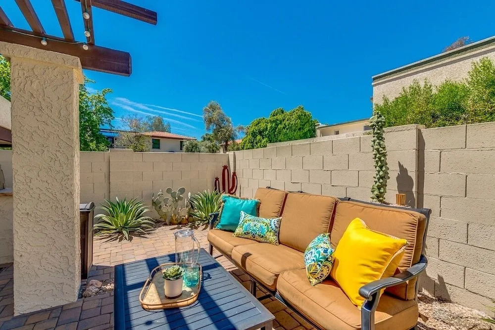 Winston - 2 Br Condo