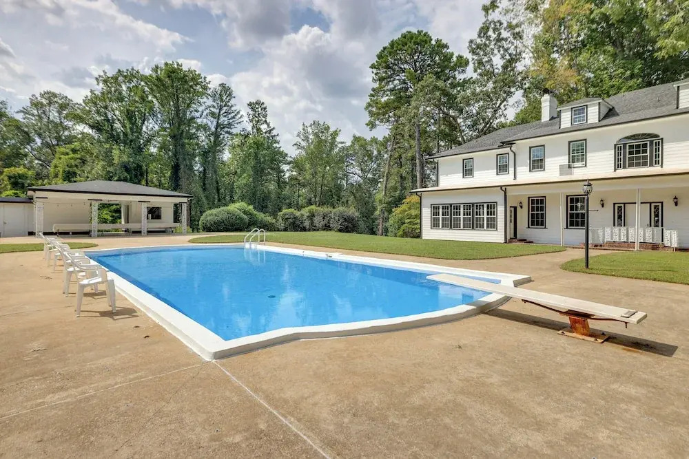 Westwind Estate Apt 6 Mi to Dtwn Spartanburg