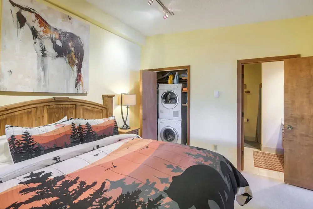 Mtn-view Balcony! Walkable Ketchum Condo