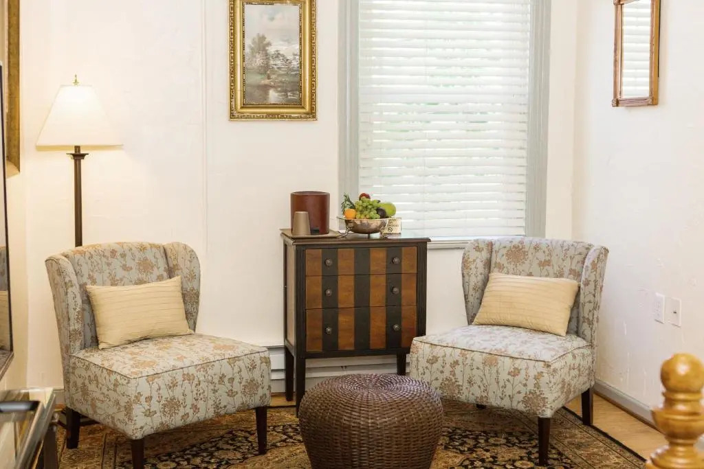 James Buchanan Hotel, Trademark Collection by Wyndham