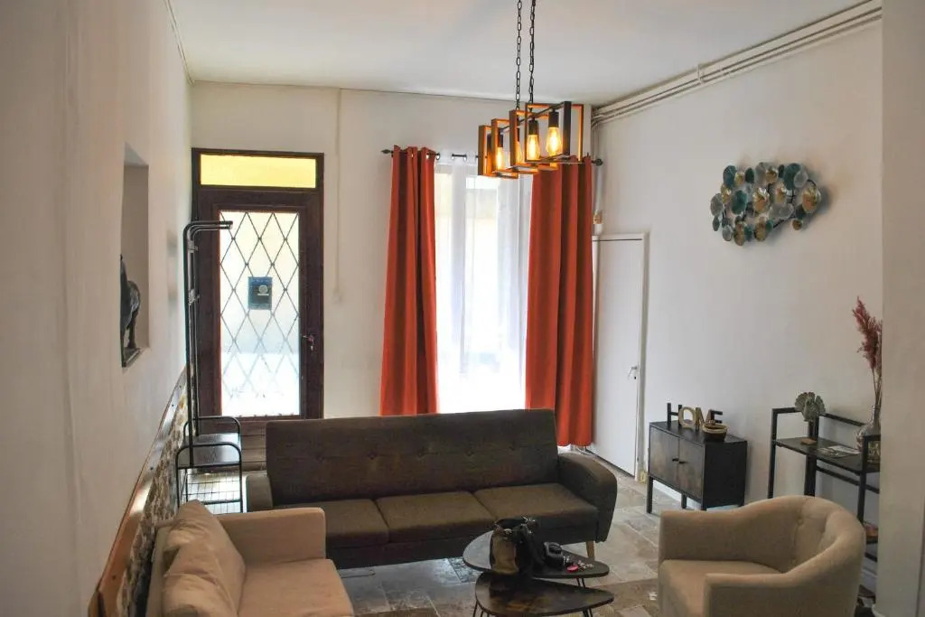 Detached house 2 minutes from the centre of Sarlat la Caneda