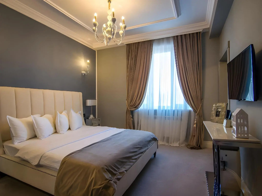 Hotel Lido by Phoenicia