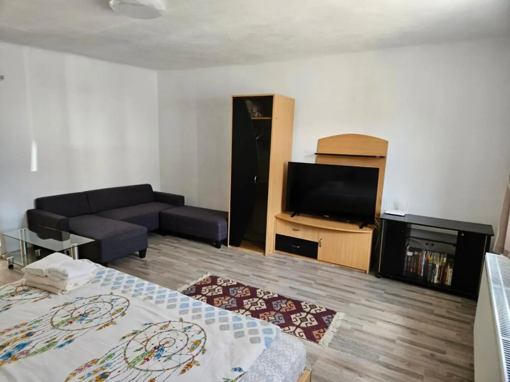 Seventeen -Apartament la casa
