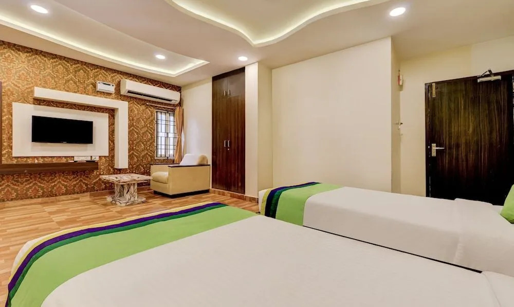 Rich Inn Studios and Suites