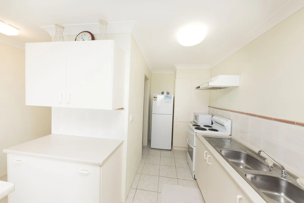 Lakeshore Lodge unit 11
