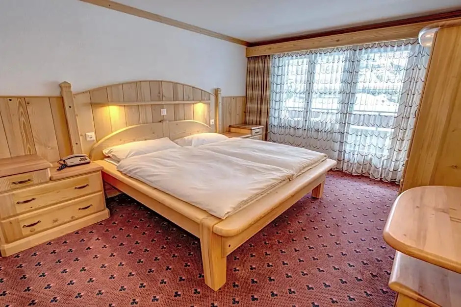 Hotel City