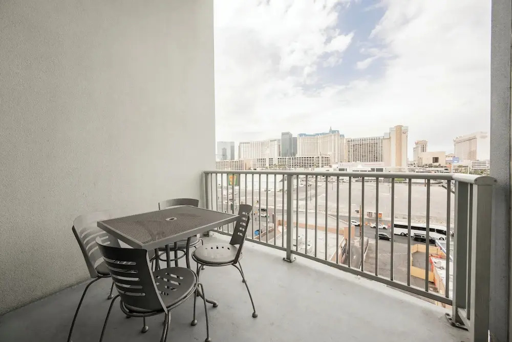 StripViewSuites at Platinum
