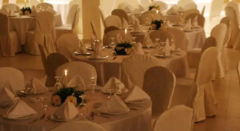 Aphamia Hotel