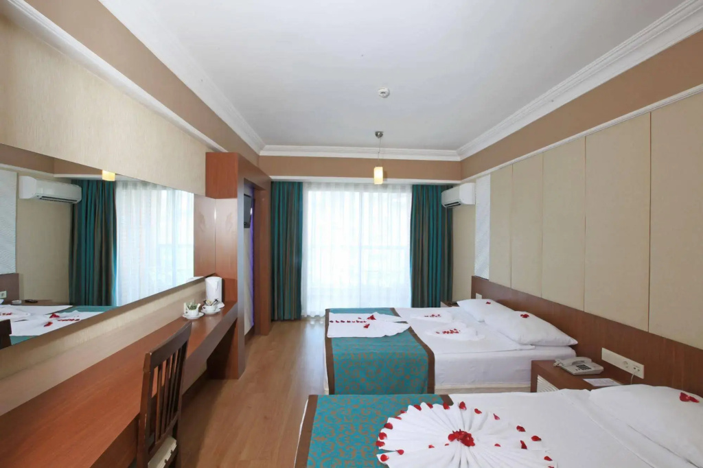 Tac Premier Hotel & Spa
