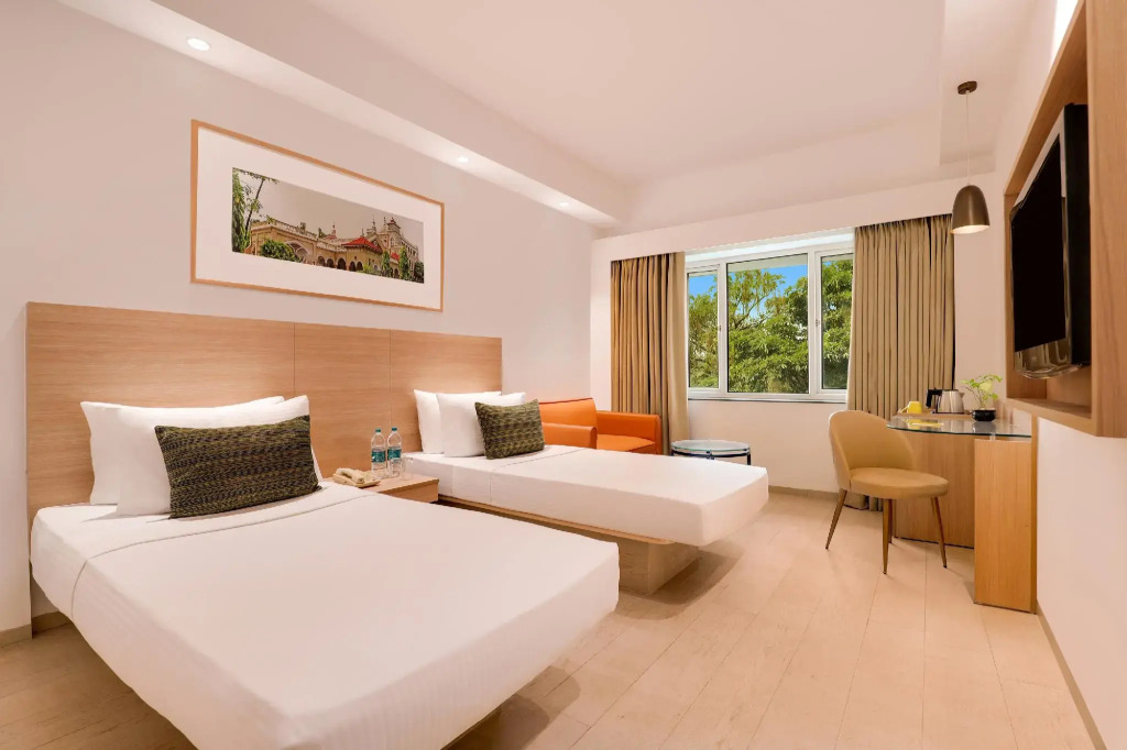 Lemon Tree Hotel Hinjewadi Pune