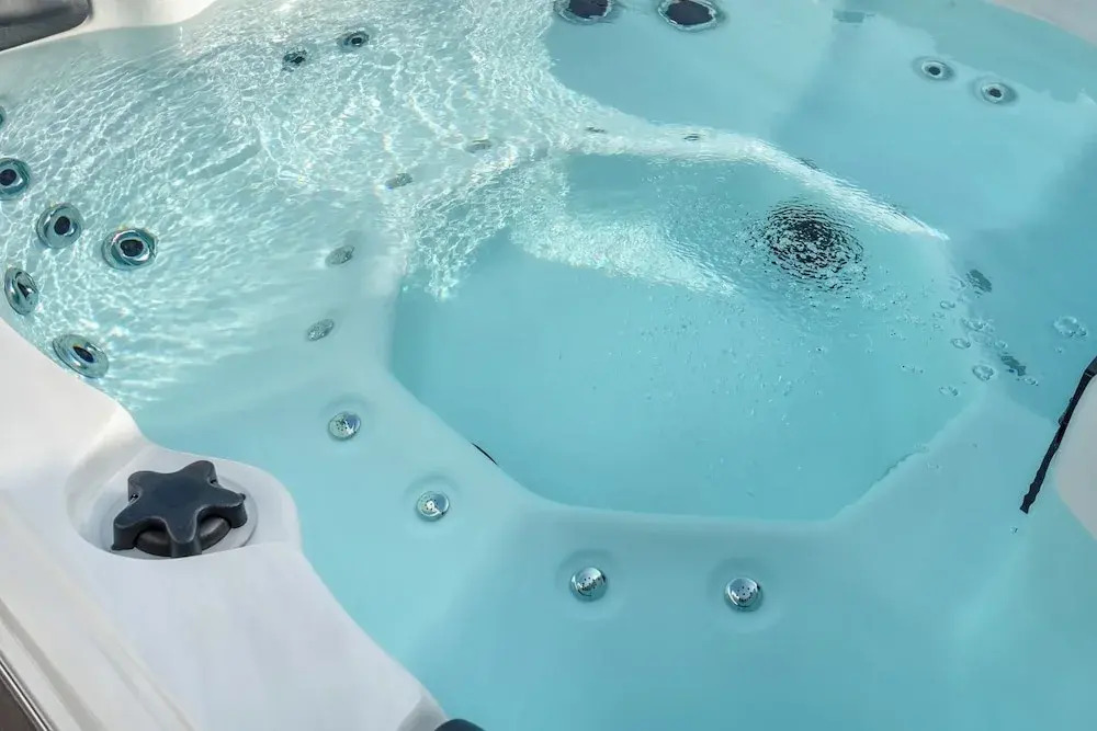 Exec Suite King Bed Hot Tub Gym Laundry