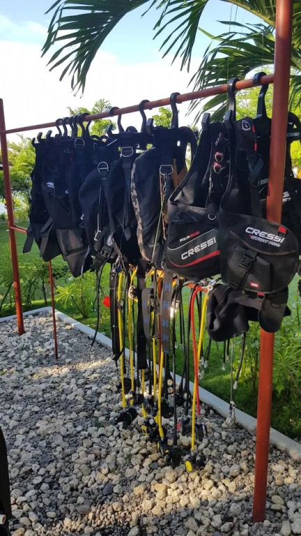 Cangdoki Resort and DIve Camp
