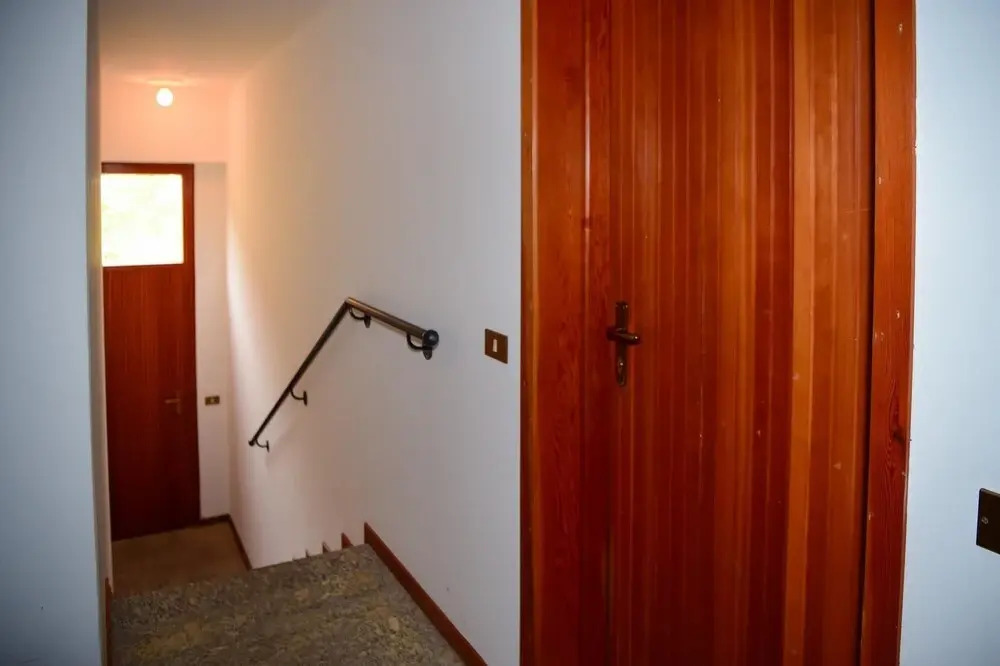 Crimson Apartment by Wonderful Italy