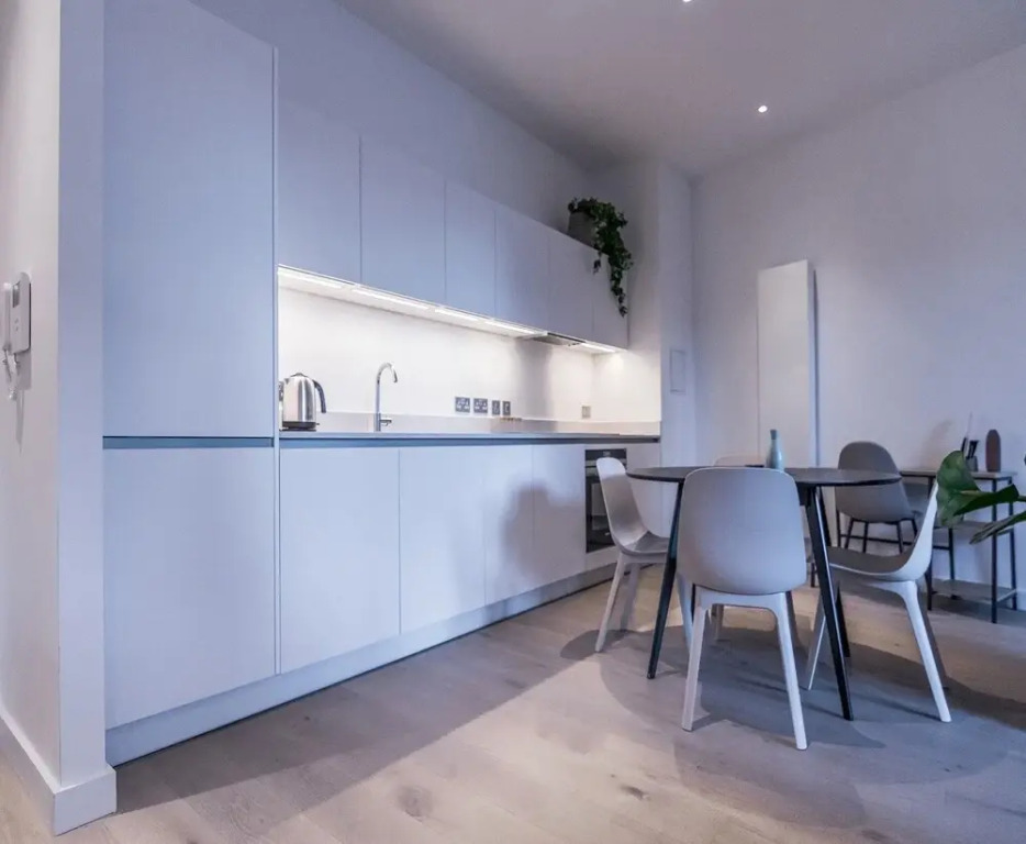 Superior 1 bed in Hill House