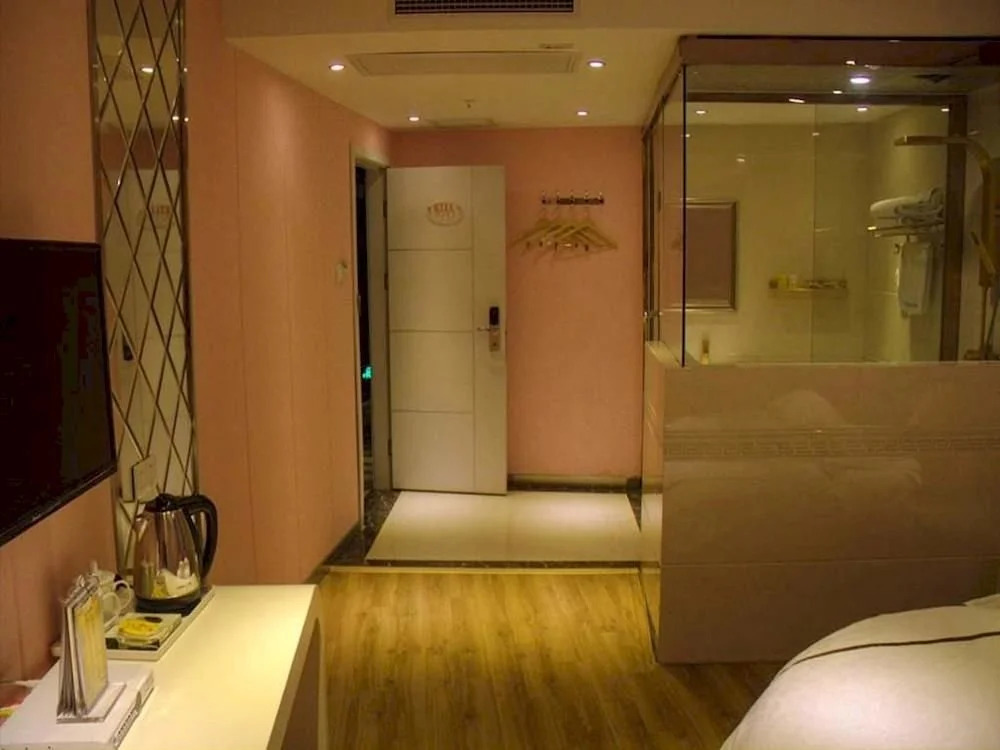 Bengbu Boluomi Fashion Art Hotel
