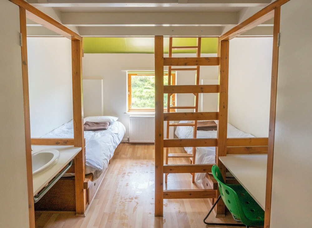 IOU Hebden Bridge Vegetarian Hostel