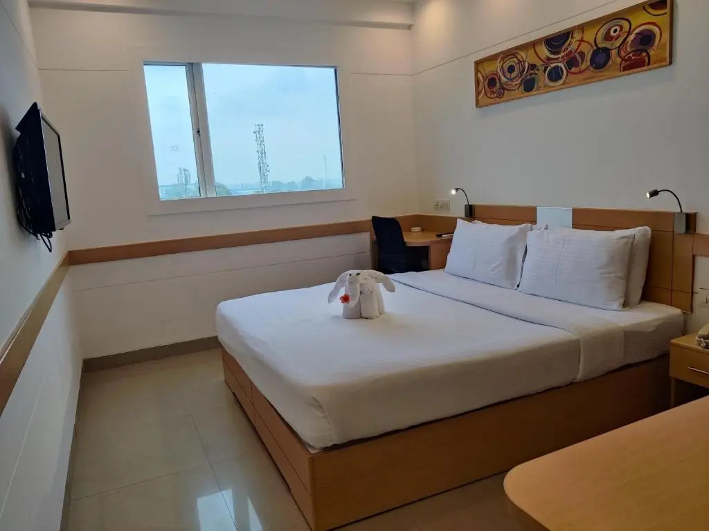 Mango Grove Hotel