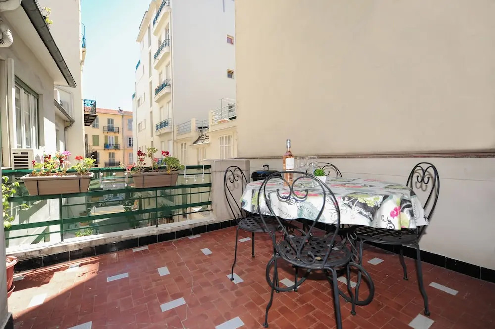 Terrasse Zen - Five Stars Holiday House