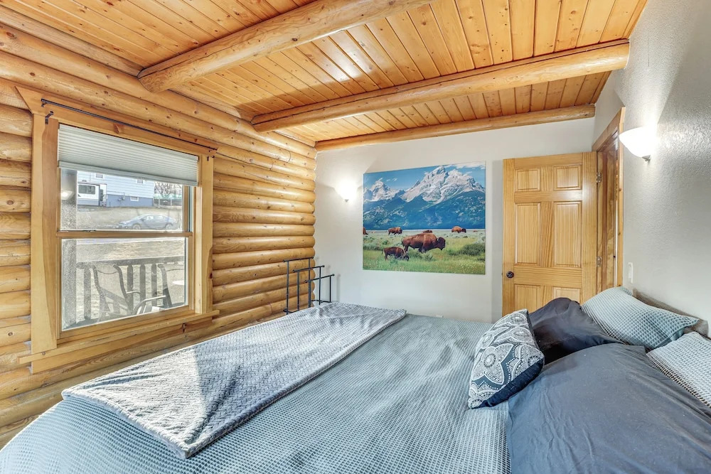 Walk to Main St! Modern Sturgis Cabin w/ Yard