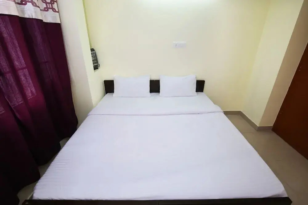 Somraj House by OYO Rooms