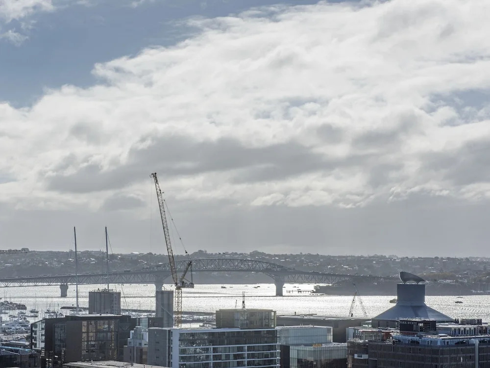 Best Views, Stunning Heritage, Pool, Gym & Car Park