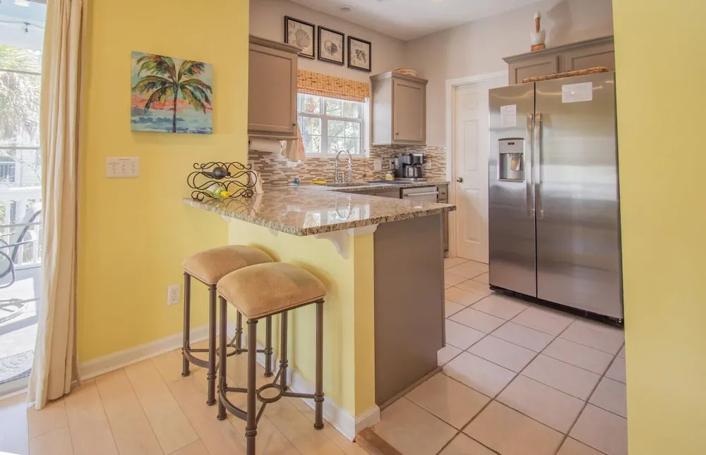 603 Porpoise Dr