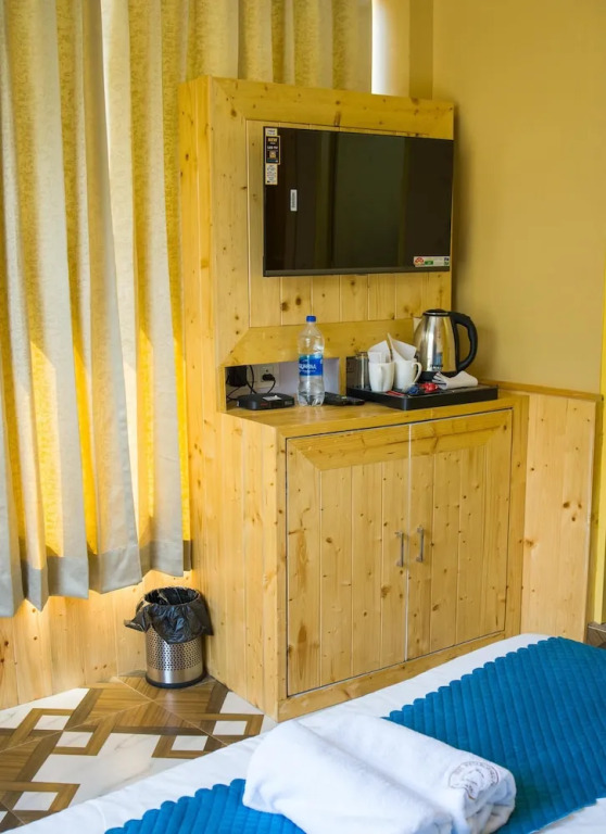 Ghar Bar Boutique Stay & Cafe